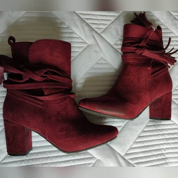 REFRESH Women's Faux Suede Almond Toe Tasseled Chunky Heeled Bootie Wine SZ 6 - Picture 10 of 11